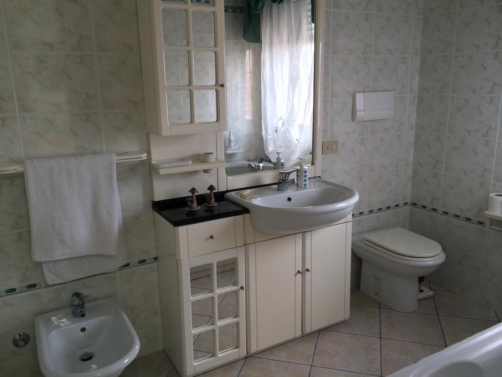 B&B Mirella Città Sant'Angelo Habitación foto